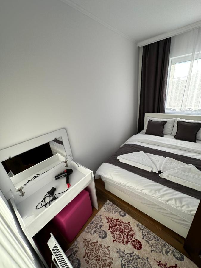 Sky Lux Apartmani Surčin Eksteriør billede